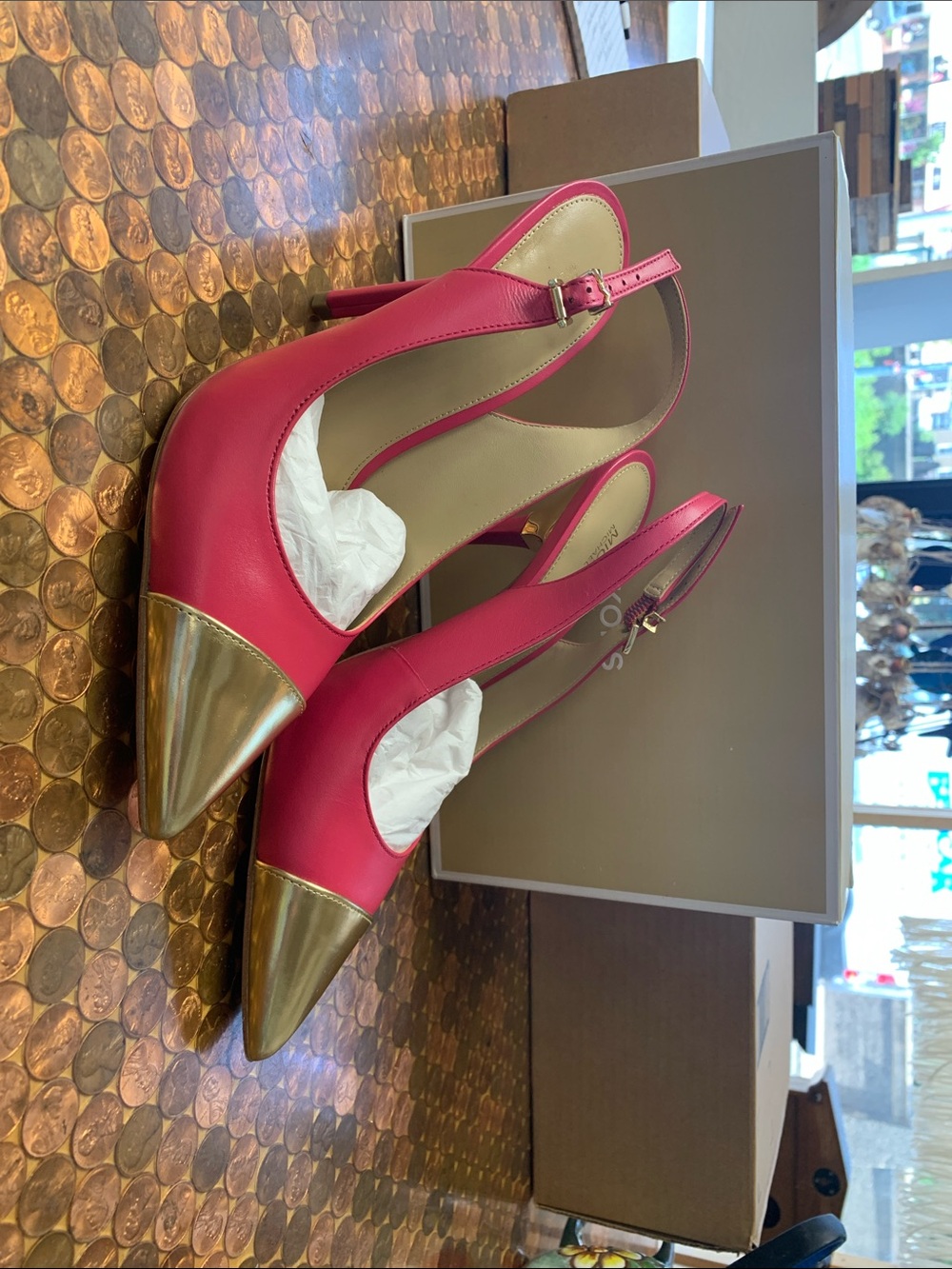 Michael Kors Women's Pink Slingback Pumps with Gold Toe - Picture 1 of 5